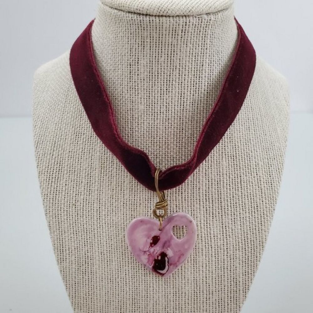 Velvet Choker Red‎ Pink Heart Pottery Watercolor Cu